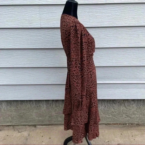 Everly Dress - Picture 3 of 6